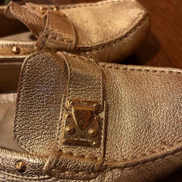 Louis Vuitton Gold Leather Suhali Lombok Driving Loafers w/ golden studs US6.5 - Picture 10 of 12